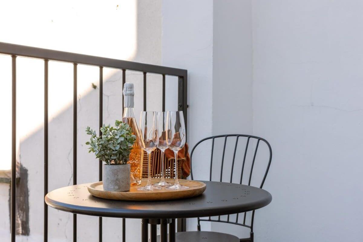 Huswell - Industrial Apartment With Terrace In Αμβέρσα Εξωτερικό φωτογραφία